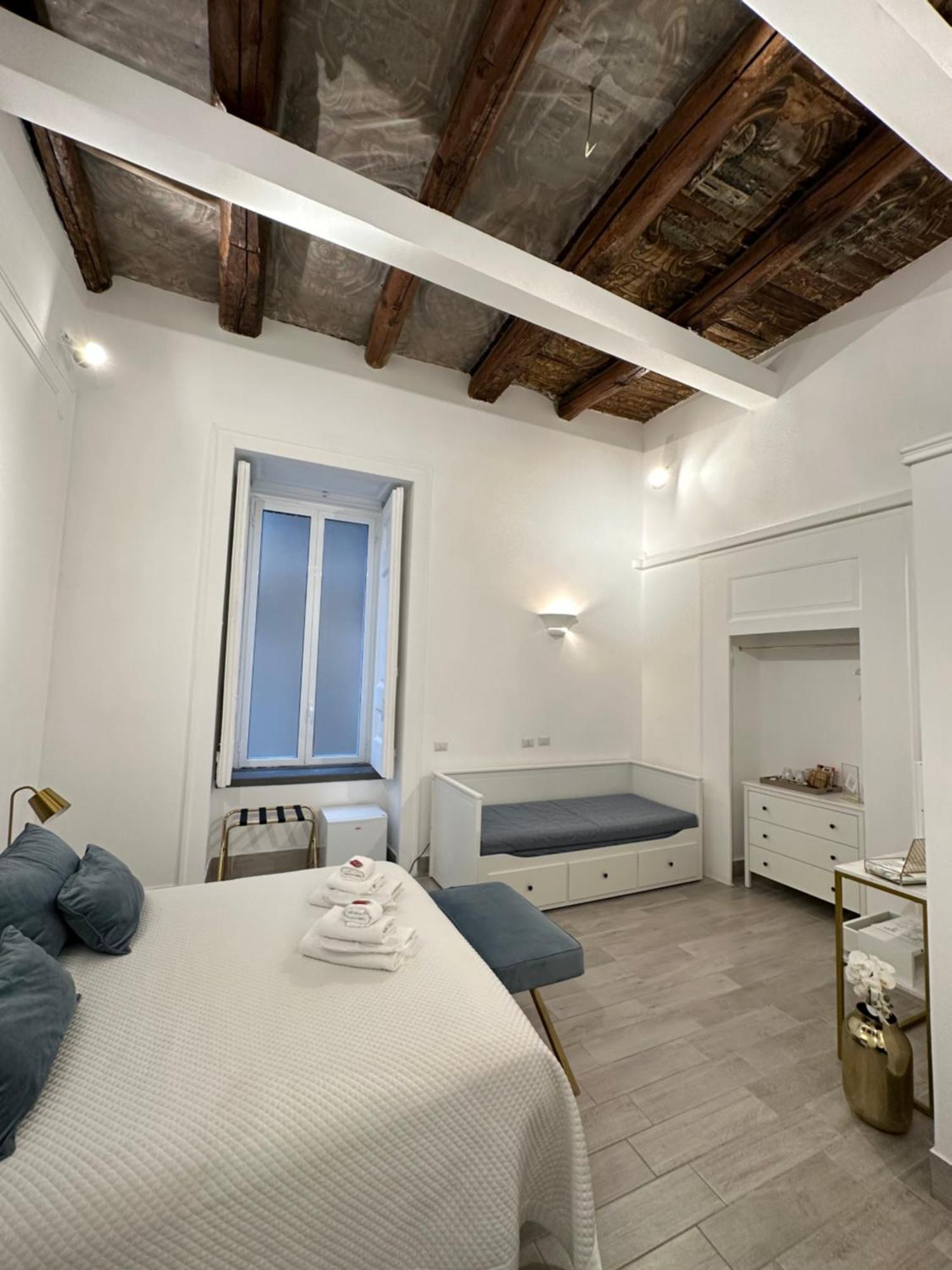 Maison M Napoli Boutique Rooms Eksteriør billede