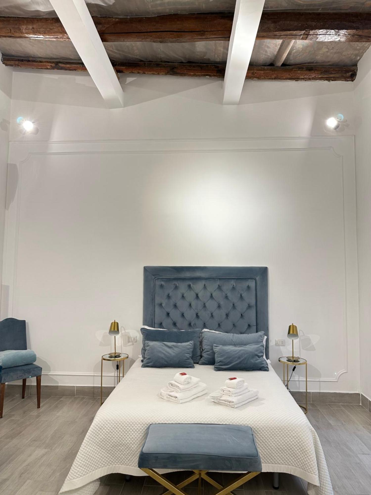 Maison M Napoli Boutique Rooms Eksteriør billede